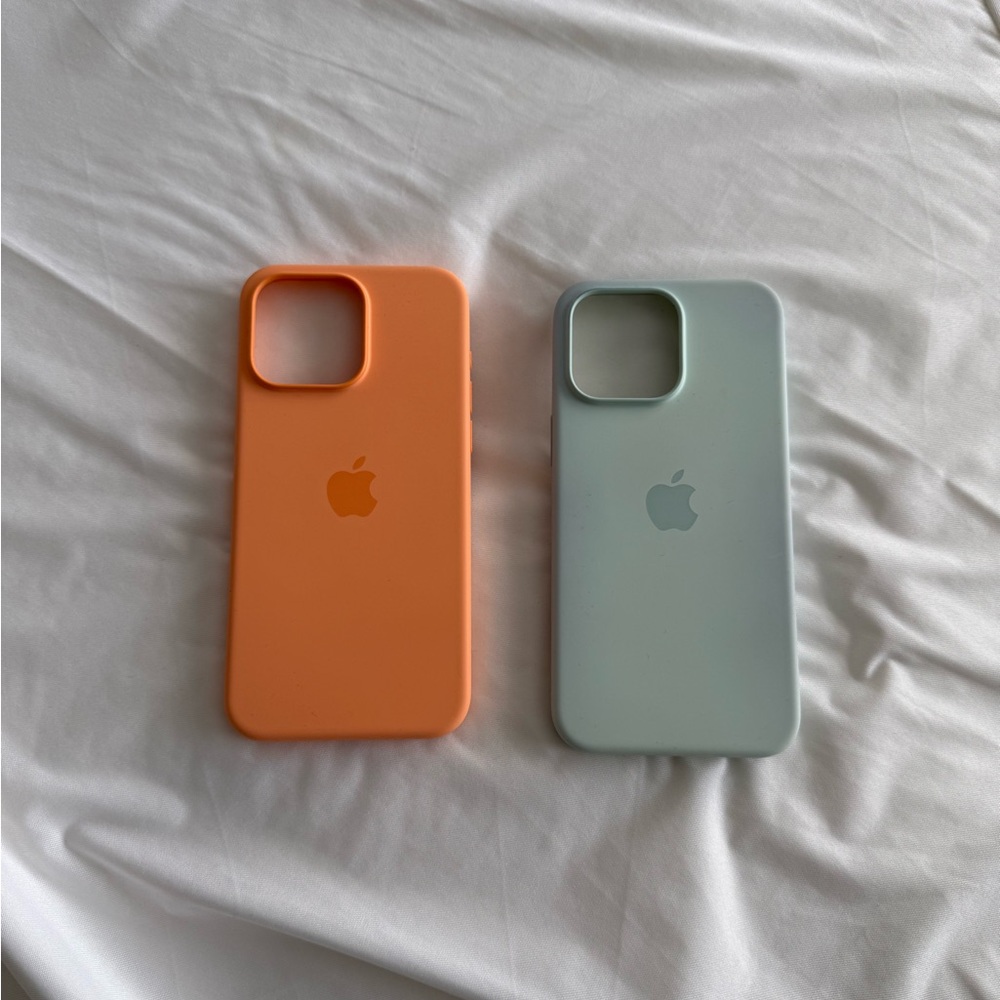 APPLE IPHONE 15 PRO MAX SILICONE CASES